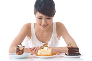 ダイエット中　甘いもの　食後　血糖値　上昇　穏やか