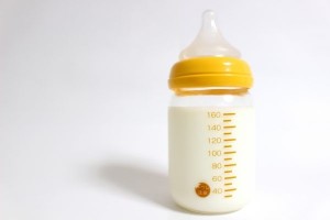 産後ダイエット　母乳　カロリー消費