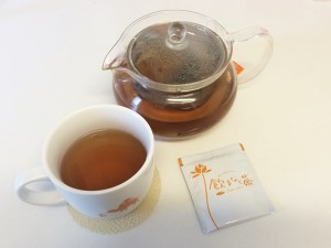 飲まなく茶　原料　プーアル茶　ウーロン茶　独自ブレンド